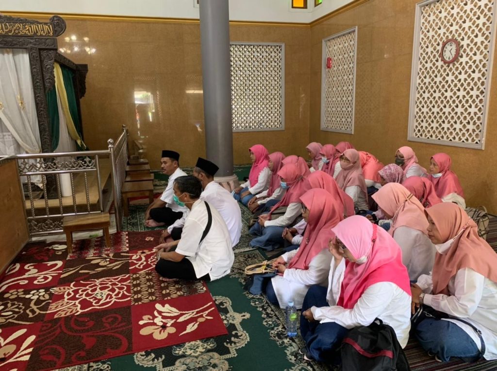 Dokumentasi Ziarah di Makam Syekh NUr Muhammad