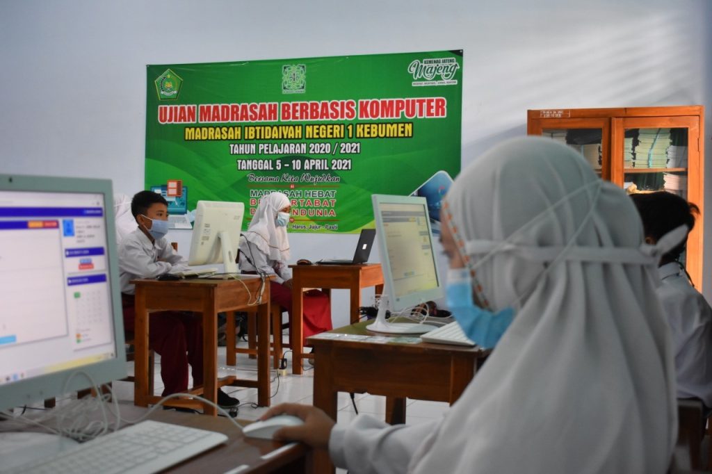 Menggelar UMBK 2021 dengan Protokol Kesehatan Ketat