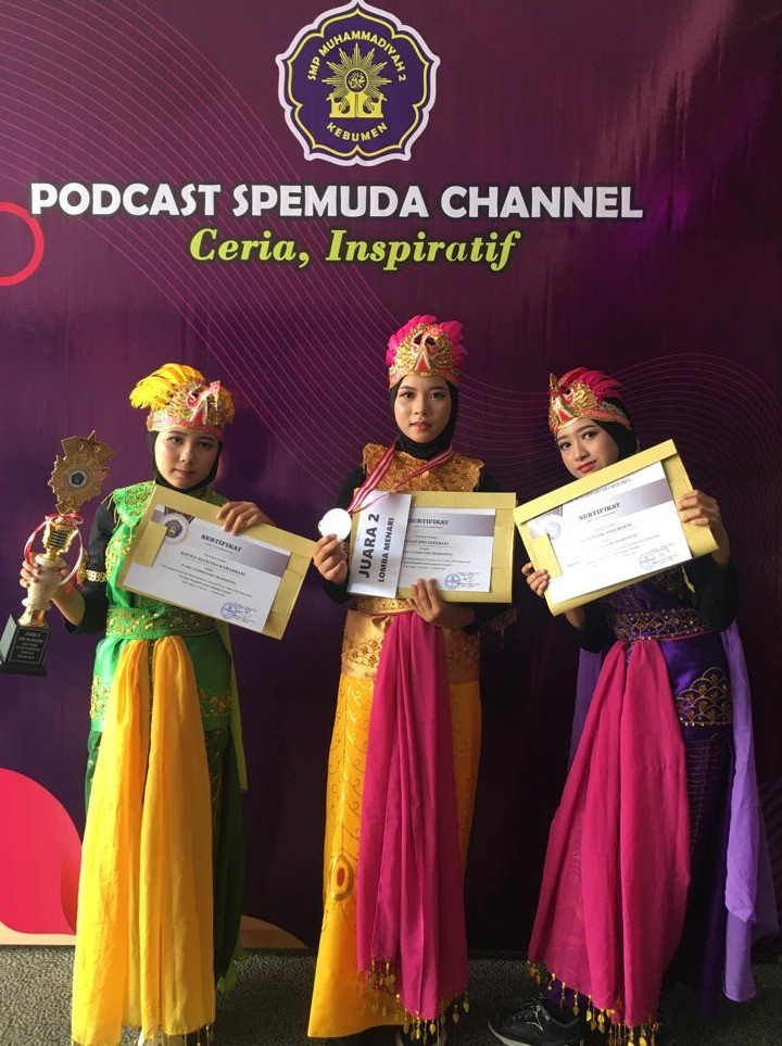 Sanggar Tari MIN 1 Kebumen Sabet Juara 2 Pada Puncak Milad Ke-46 SMP Muhammadiyah 2 Kebumen